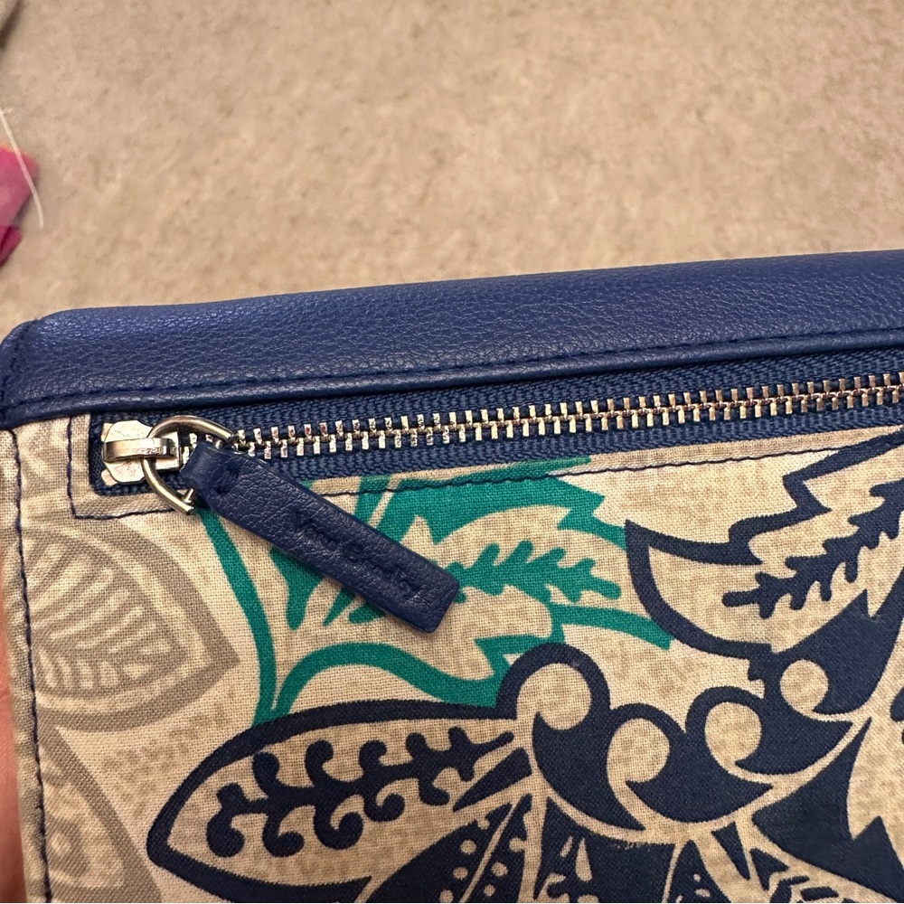 Vera Bradley Blue Leather Floral Fabric Long Accordion Snap Wallet - Picture 11 of 15
